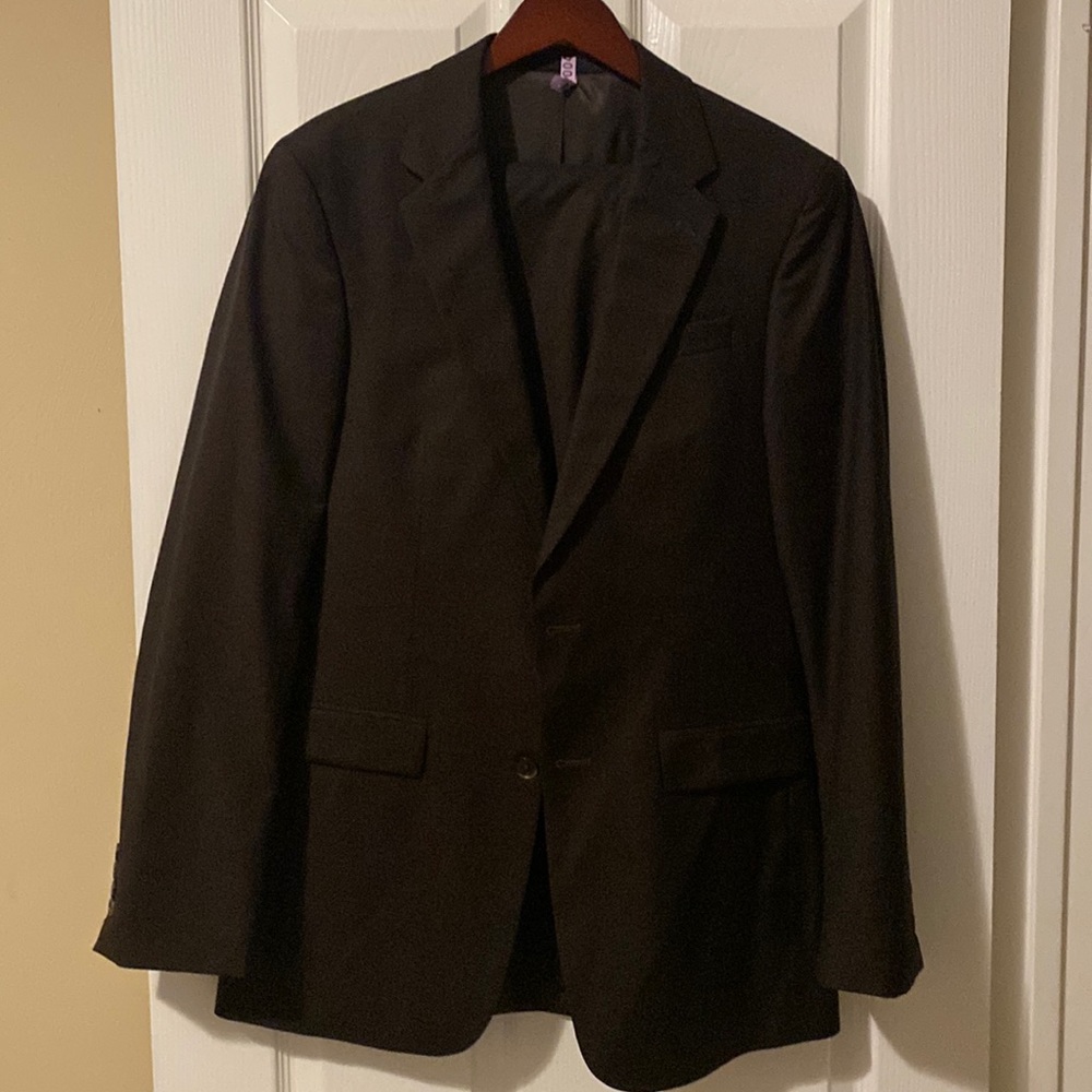 Brand New Kenneth Cole Select suit
